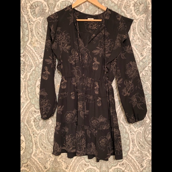 Sold - Wilfred Aritzia Dress - Picture 1 of 2